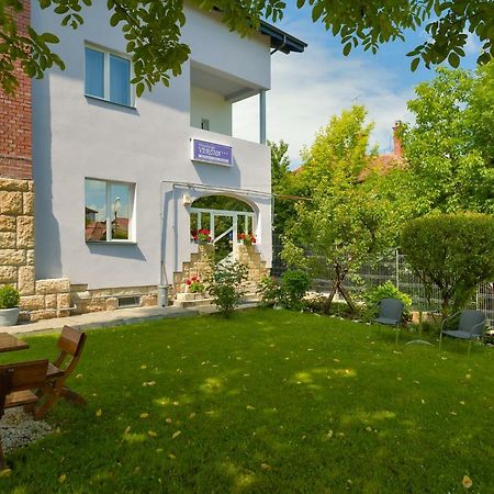 Pension Verona Centru Kluż-Napoka Zewnętrze zdjęcie