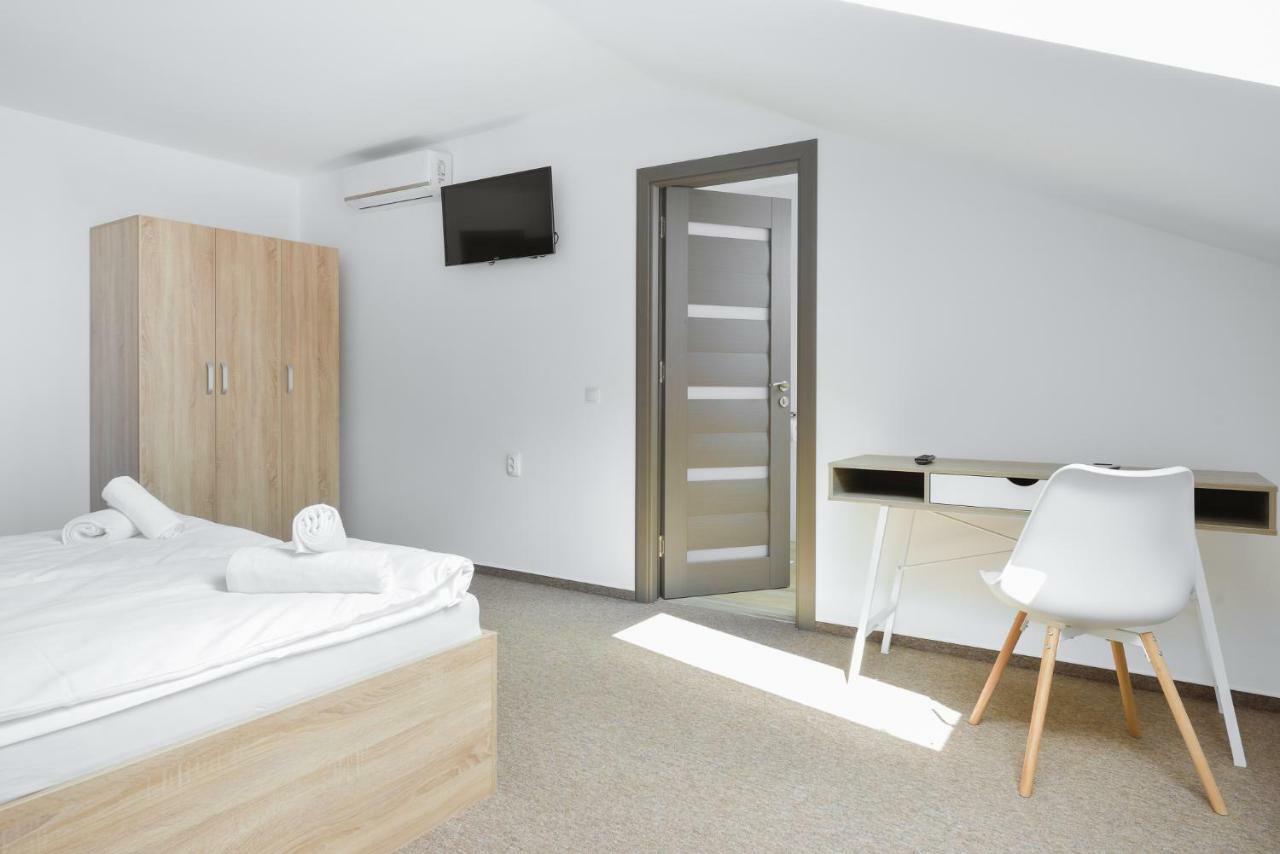 Pension Verona Centru Kluż-Napoka Zewnętrze zdjęcie